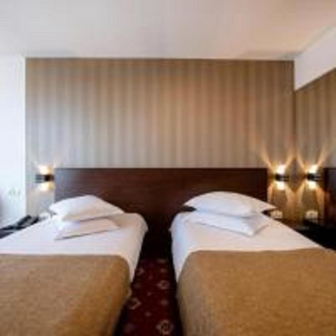 Hotel Duke Armeneasca - Ex Tempo Bucarest Exterior foto